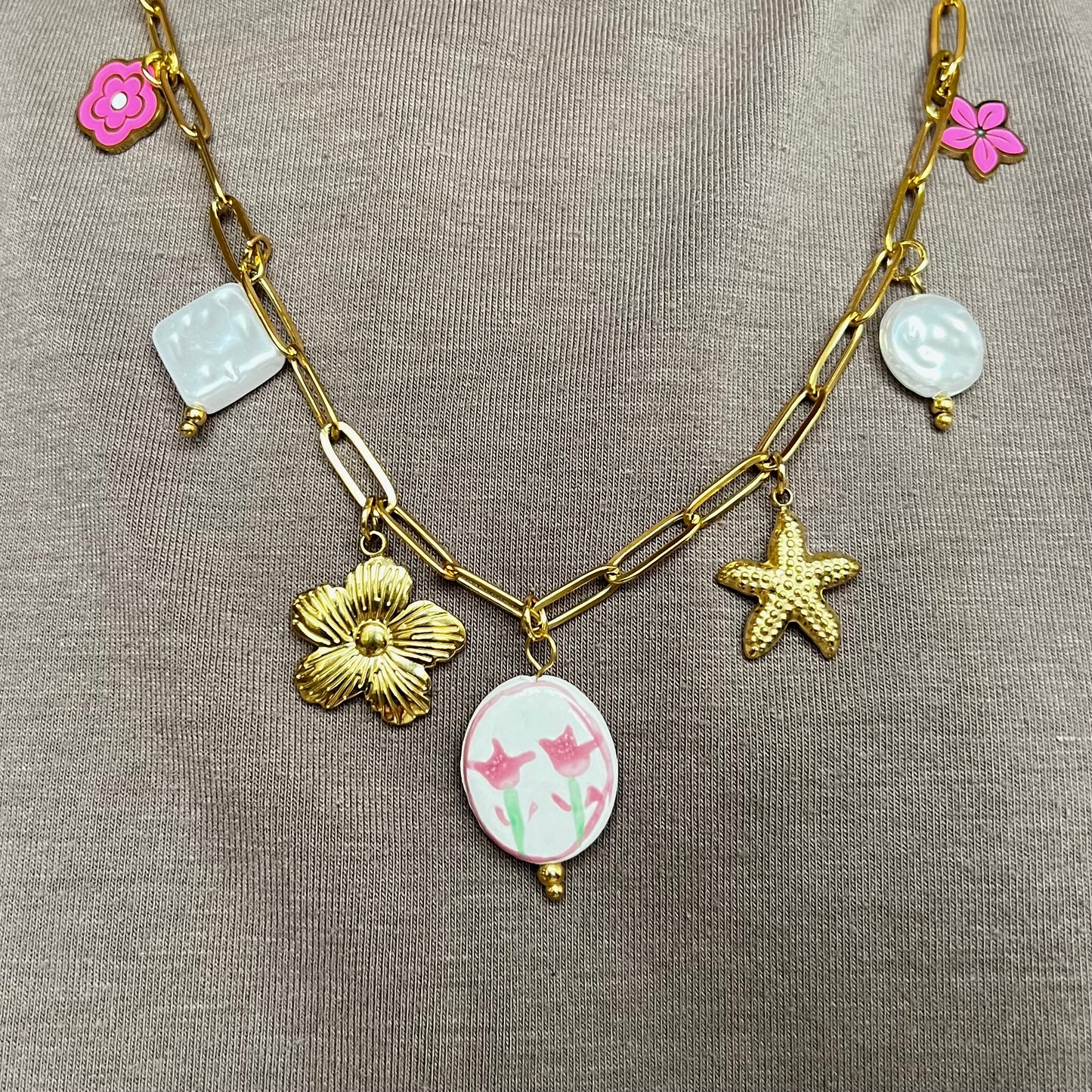Leyla chain