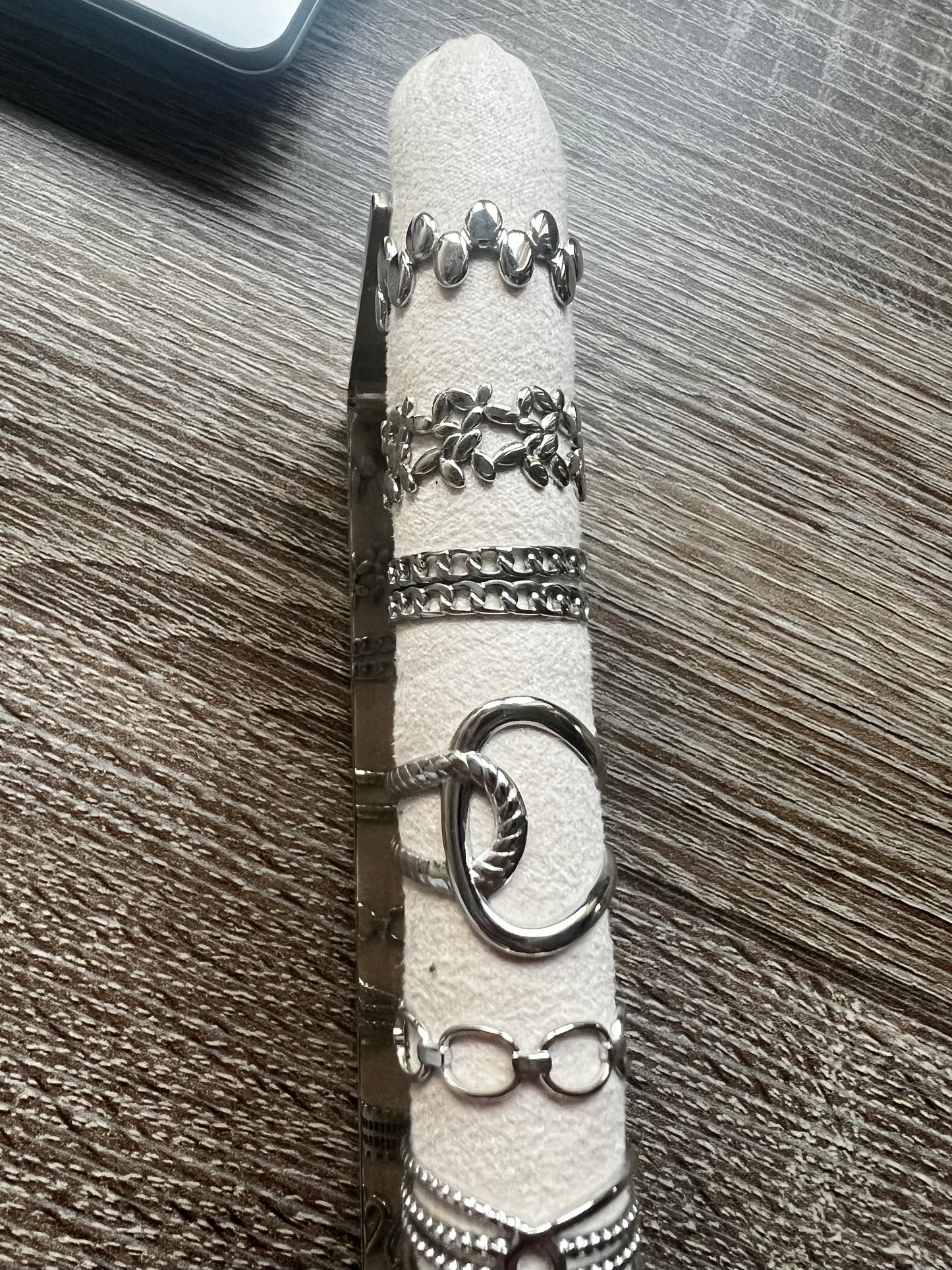 Jessi ring