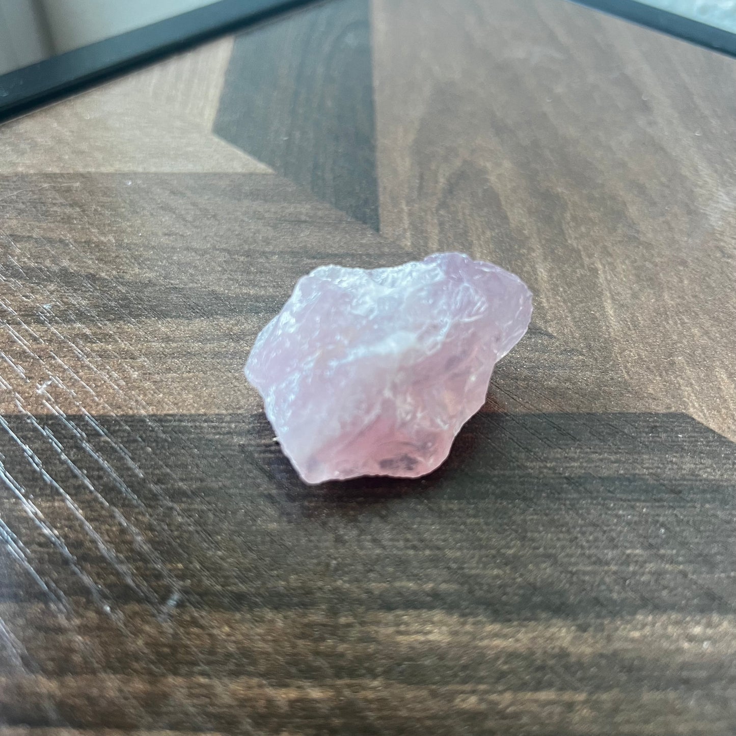 Rozenkwarts steen
