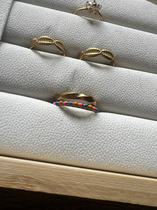 Leanne ring