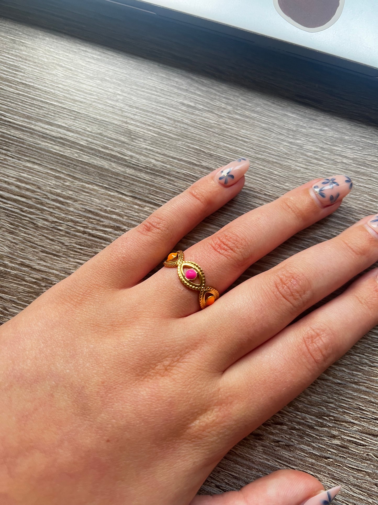 Joyce ring